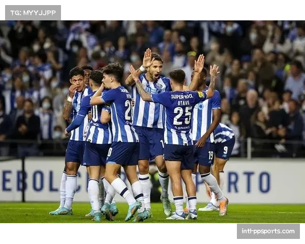 波尔图全队抵达伦敦，主帅孔塞桑称将“毫无压力地比赛”